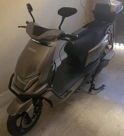 Revoo C32 for sale 10 by 10 condition