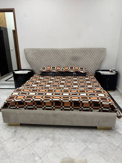 Only the bed is for sale the side table and metres is not not include