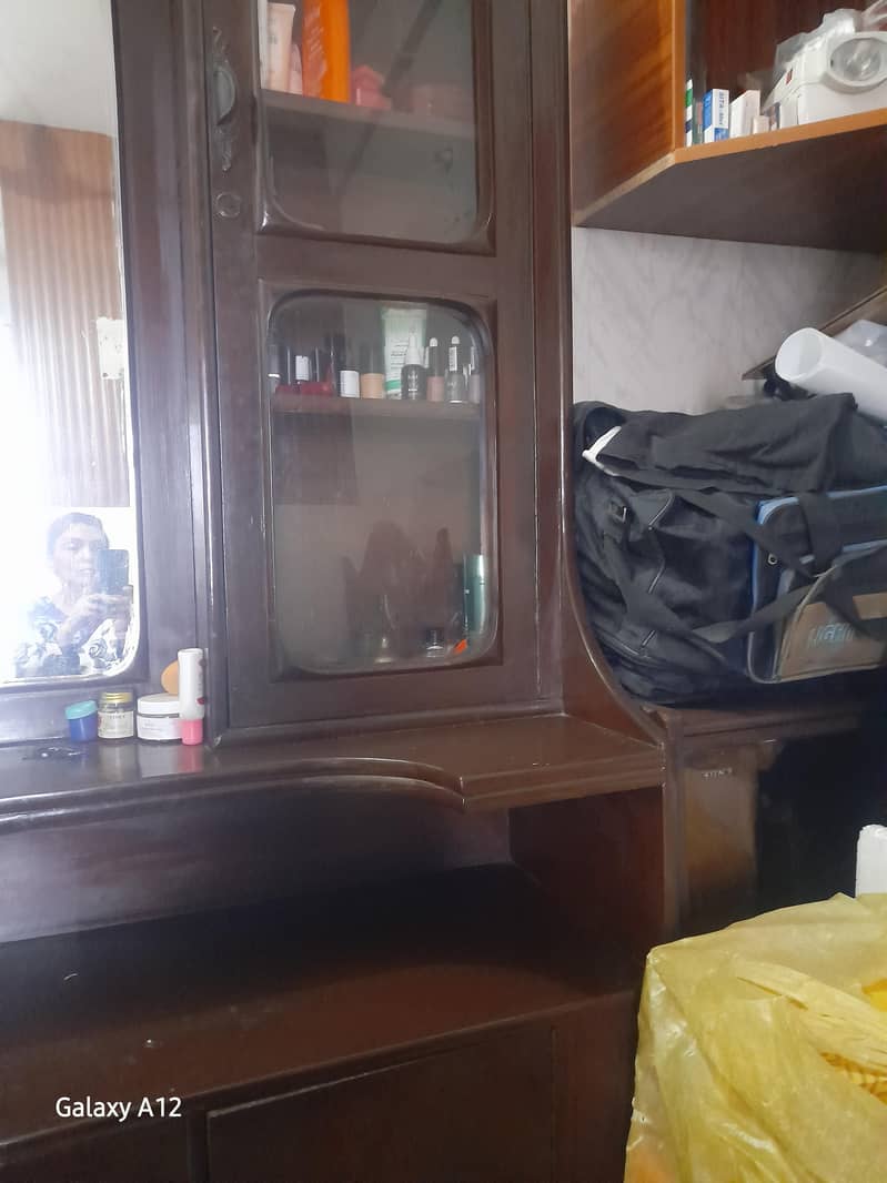 dressing table 3