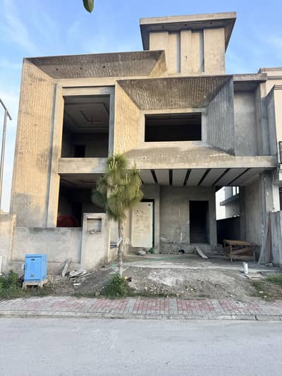 10 Marla A+ Grade Construction Grey Structure