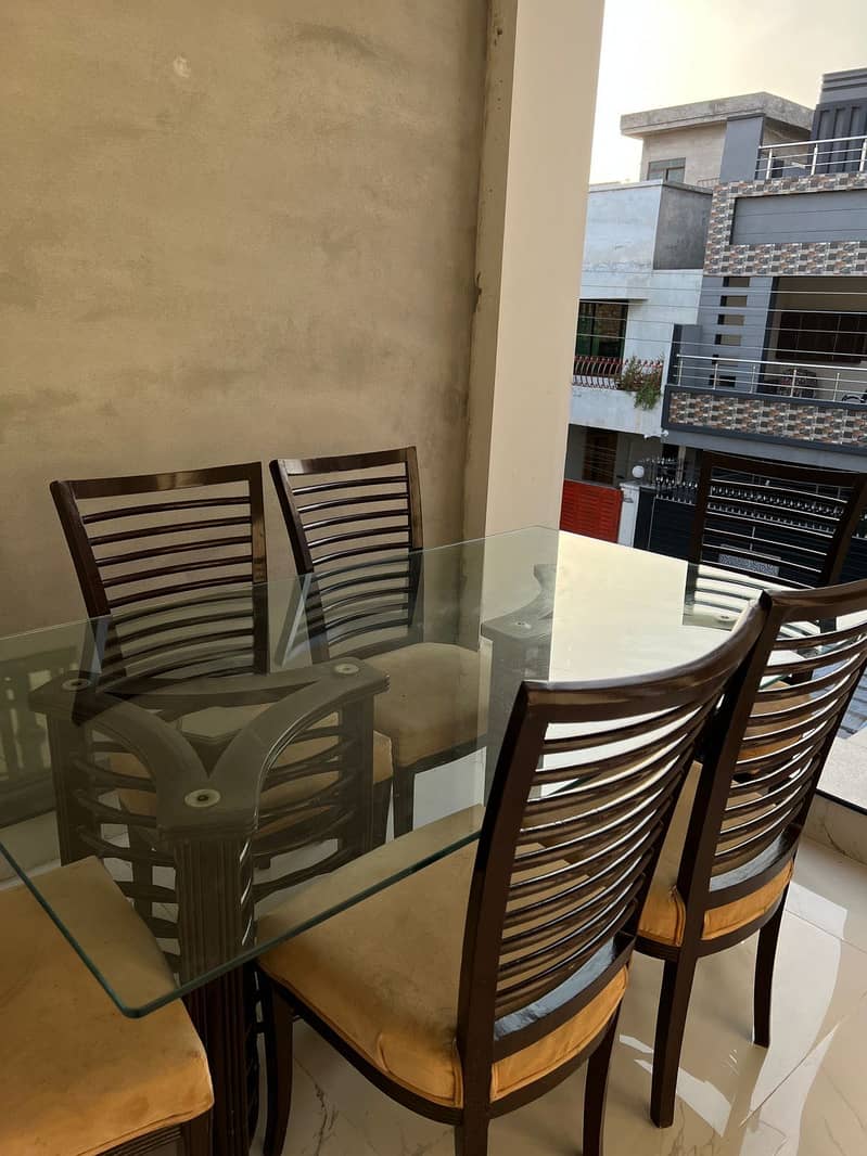 Dining table with chairs 3