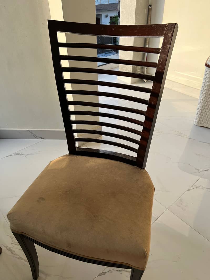 Dining table with chairs 4