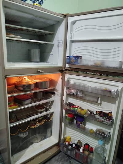 Dawlance Fridge is for Sale