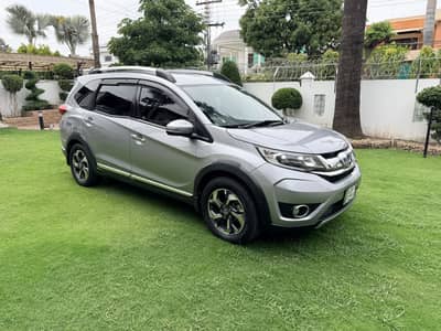 Honda brv 2018 model total genioun paint