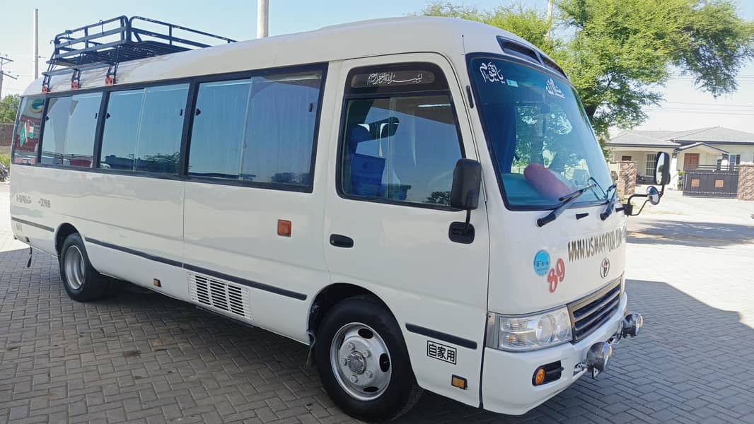 Toyota coaster 8