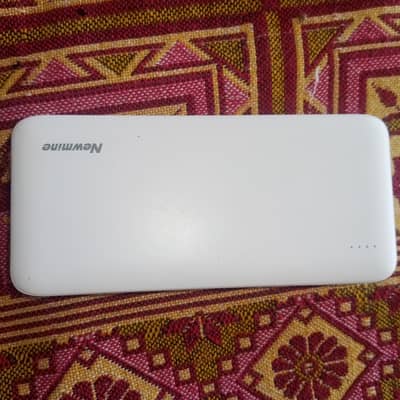 Newmine 200000Mh power bank 2300 Rs