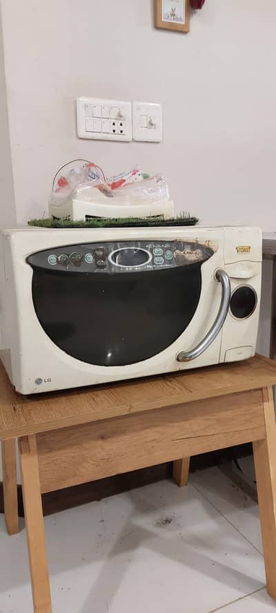 LG Microwave
