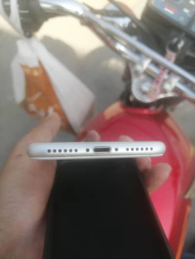 iphone 7 32gb pta approved