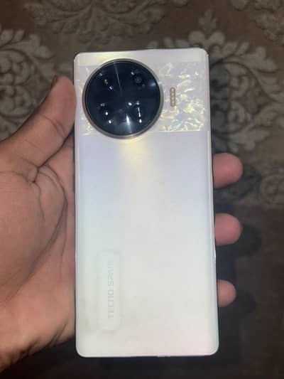 tecno spark 20 pro plus