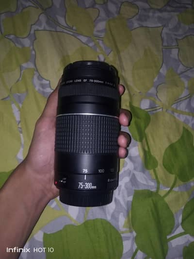 Canon Zoom Lens – 75 300