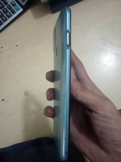 Infinix hot 11 play  4/64 Gb