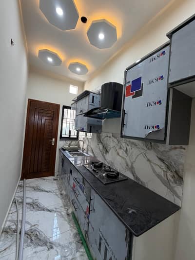 3marla house available for rent