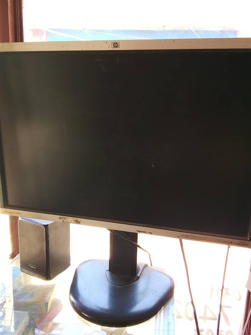 HP Lcd 2