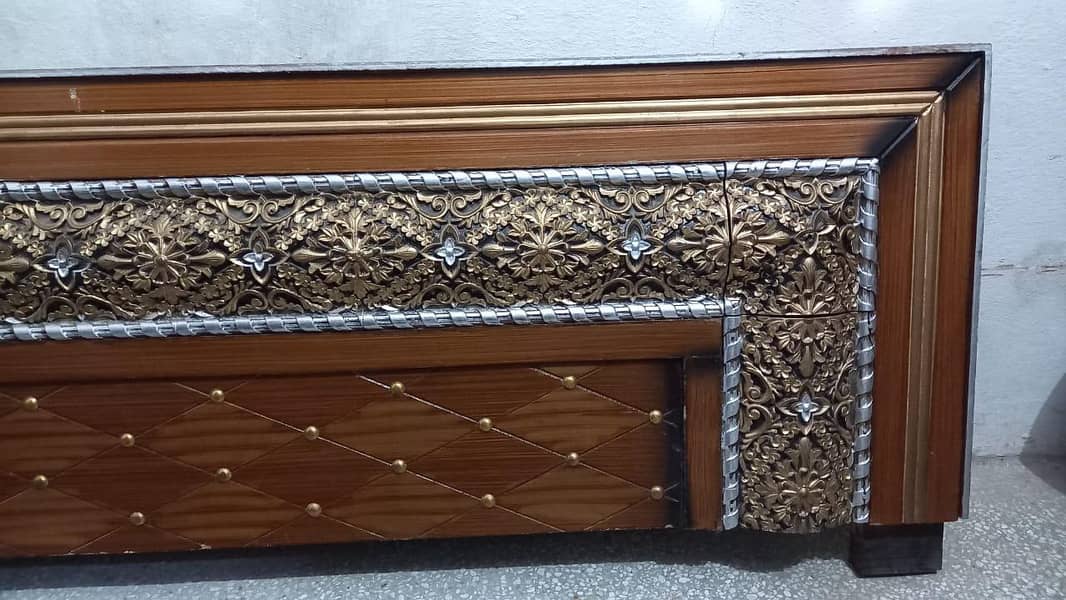 Bed dressing table 1