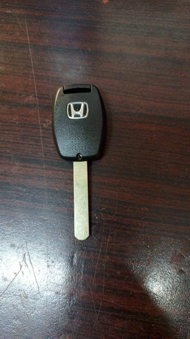 key maker/car remote key/locksmith/lock maker 7