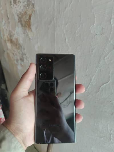 12gb 128gb pin dot side pe only hai baki all ok ha no refurbished