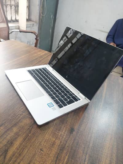 HP 1030 G2 X360 (mint condition)