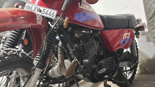 Suzuki TS 185 ER japanese trail