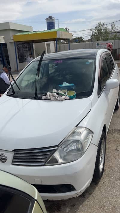 Nissan Tiida For sale