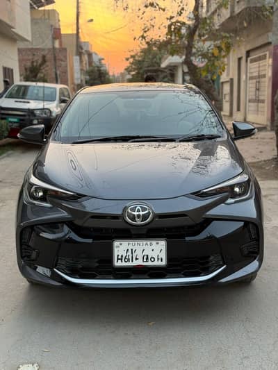 Totoya yaris 1.3 2025