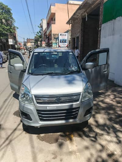 Suzuki Wagon R 2017 – Excellent Condition | Lahore Registered