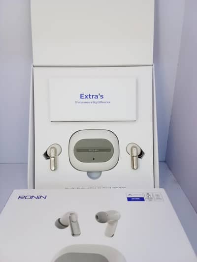 11 month warranty  only 2 week used