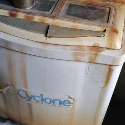 urgent sale aj ki 1st best offer pa da dya gae ga