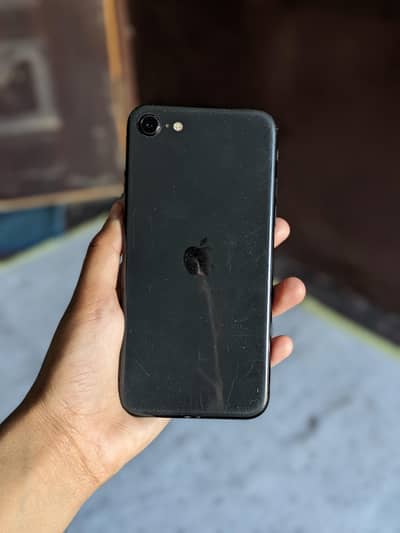 I phone se waterpack factory unlocked 03447l8598l