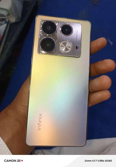 10 by 10 conditions ok box and charger