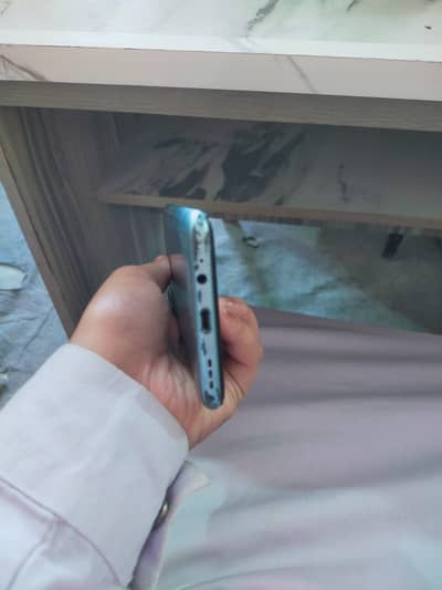 Tecno common 17 6 128