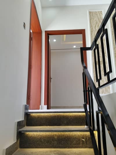 3 Marla Brand New house for sale in very good price