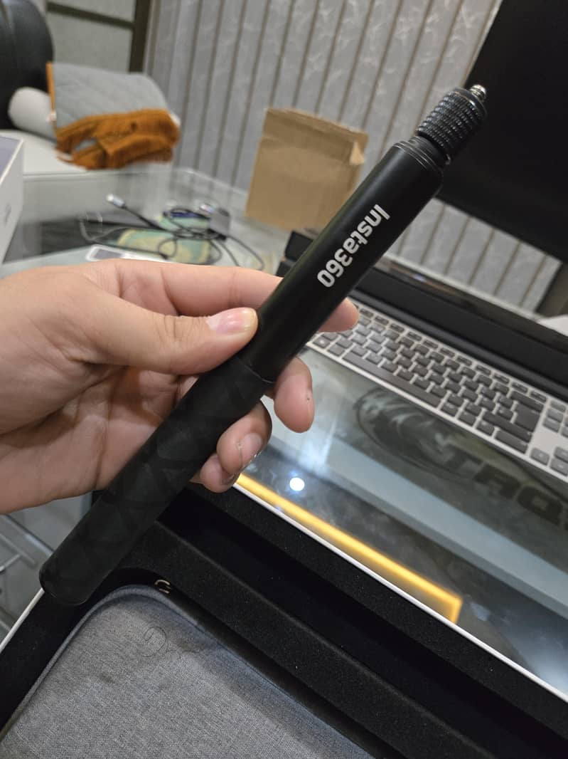 Insta360 x5 essential Bundle 1