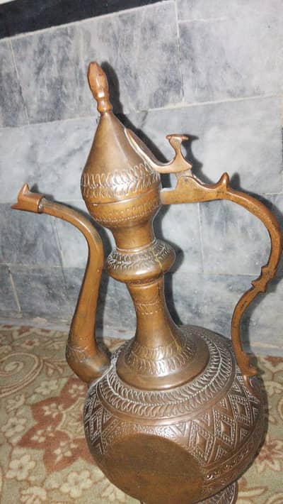 Antique Brass Traditional Ewer (Decorative Jug)