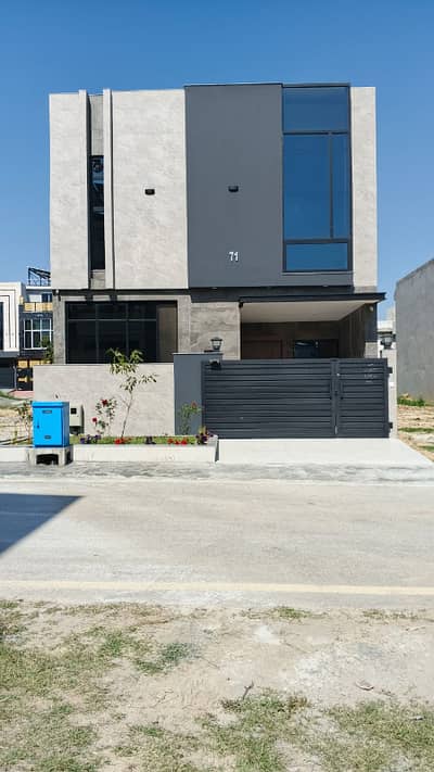 5 Marla Luxury House for sale