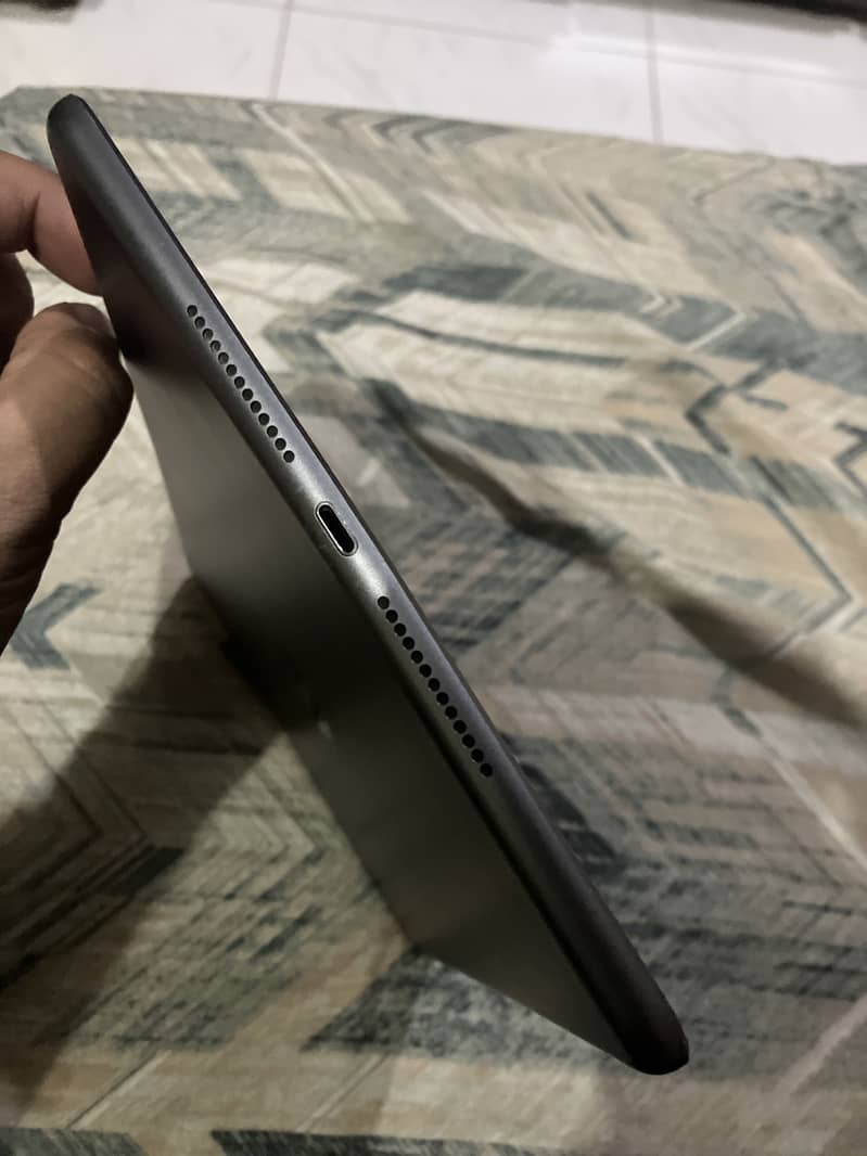 iPad 7th generation 1