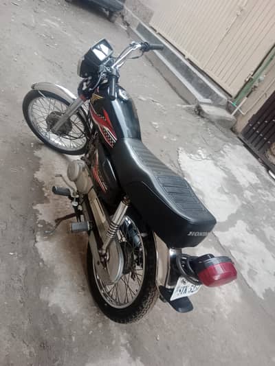 11 modal 125 in good condition