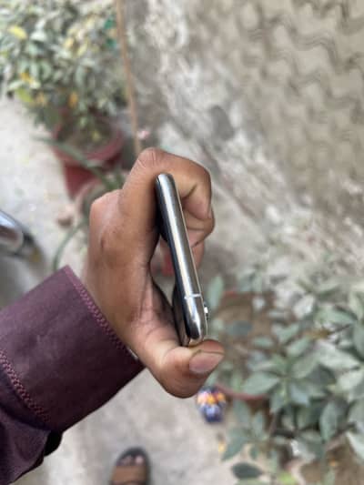 Iphone Xs (64 GB) Urgent Sale