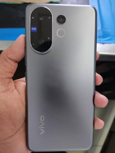 VIVO V60 5g 12/512gb