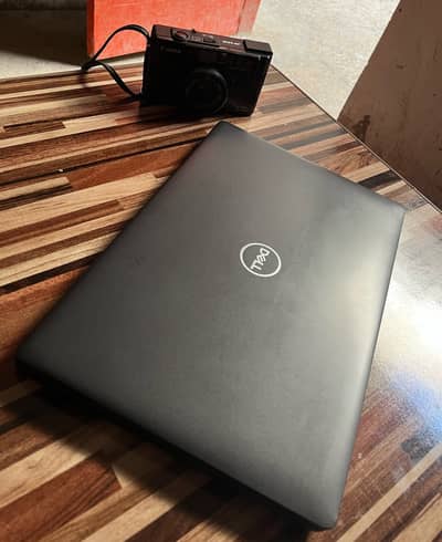 Dell latitude 5400 i5 8th Gen 16 Gb Ram 256 Gb SSD NVMe
