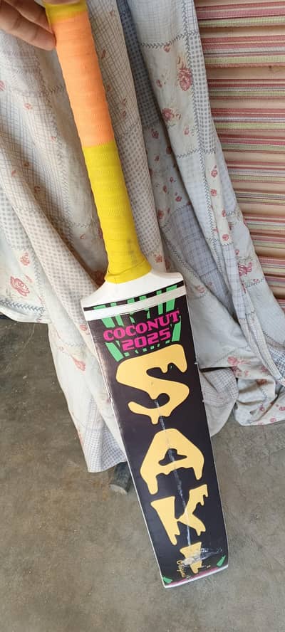 New bat Saki