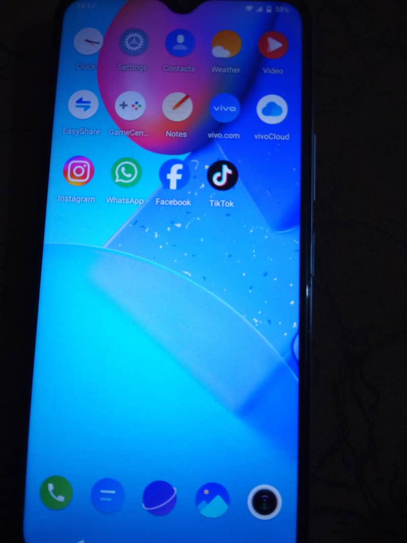 8/ 256gb  what's up. number . 03708420546 10