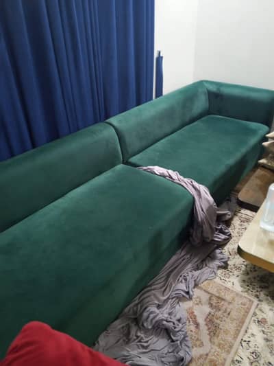 7 Seater L-Shaped Sofa.