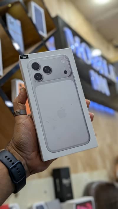 Brand New Box Pack Apple Iphone 17 Pro Max 256GB (JV) Silver SIM Lock