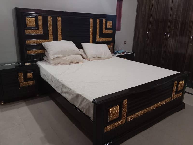 Bed and Dressing Table 2