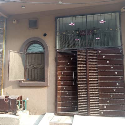 Prime Location 3 Marla House On Umer Khan Road Is Best Option