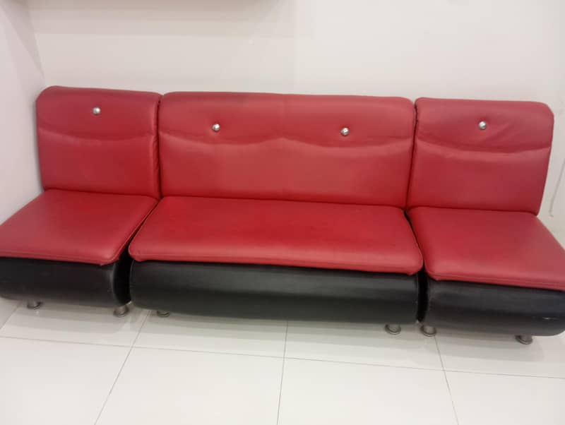 Red sofa 2