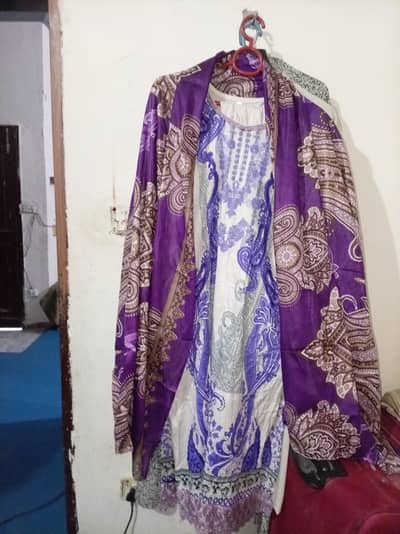 printed lawn  3 piece suit  for ladies