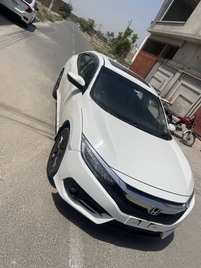 Honda Civic 1.8 oriel 2020