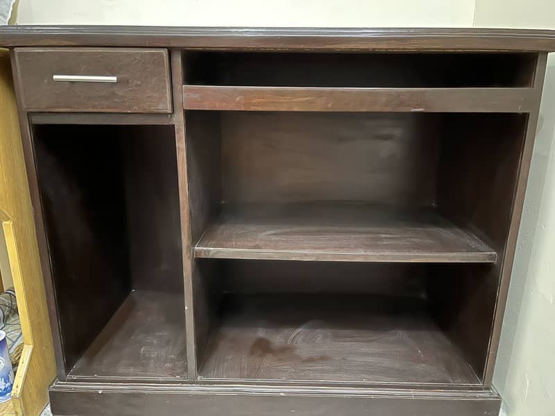 Solid Chinioti Wood Computer Table – Strong & Spacious 1