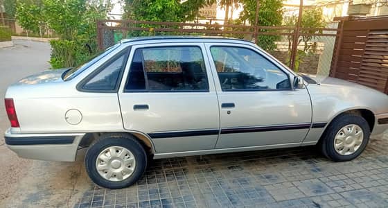 Officers Scheme Daewoo Racer 1993, Registered 2000